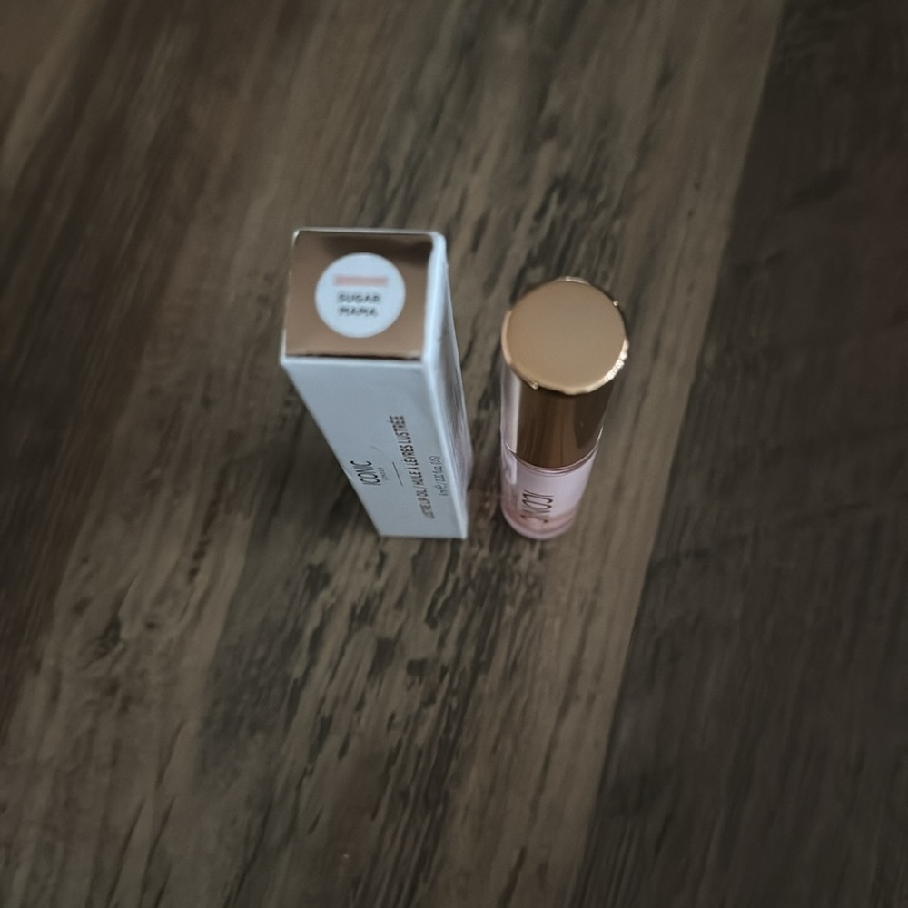 Iconic London Lip Gloss - Sugar Mama - Picture 6 of 6